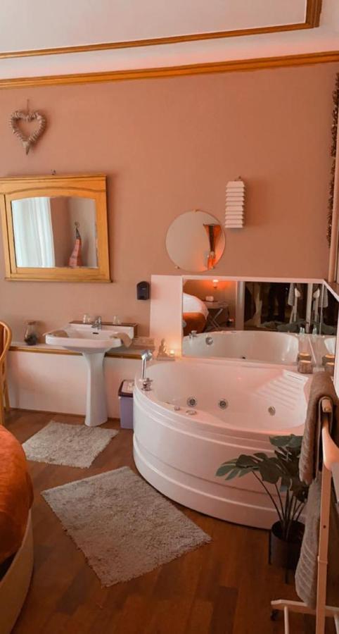 Chambre Romantique Brussels Luaran gambar